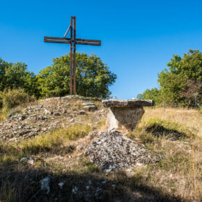 Poggio alla Croce a Radda. L'antico toponimo e la collocazione della Croce Poggio alla Croce a Radda. L'antico toponimo e la collocazione della Croce